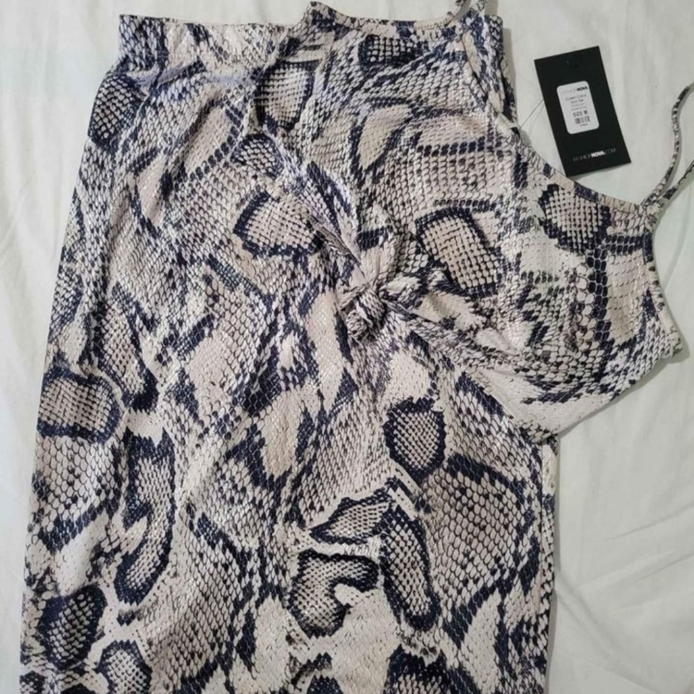 Fashion nova skirt set